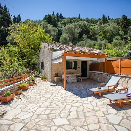 Apartman Korinas Cottage: Stone Close To The