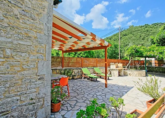 Korinas Cottage: Stone Close To The Apartmán